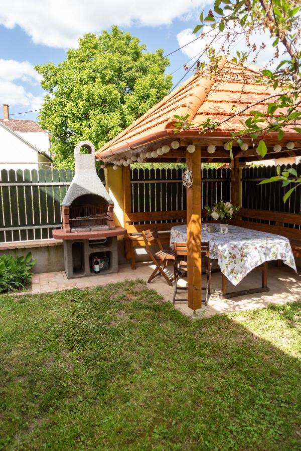 Vanilia Apartman Eger Exterior photo
